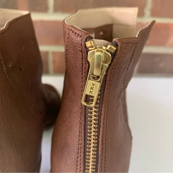 Journee Collection Womens Brown leather block heel Ankle Boots Shoes US 8 M - Picture 7 of 11